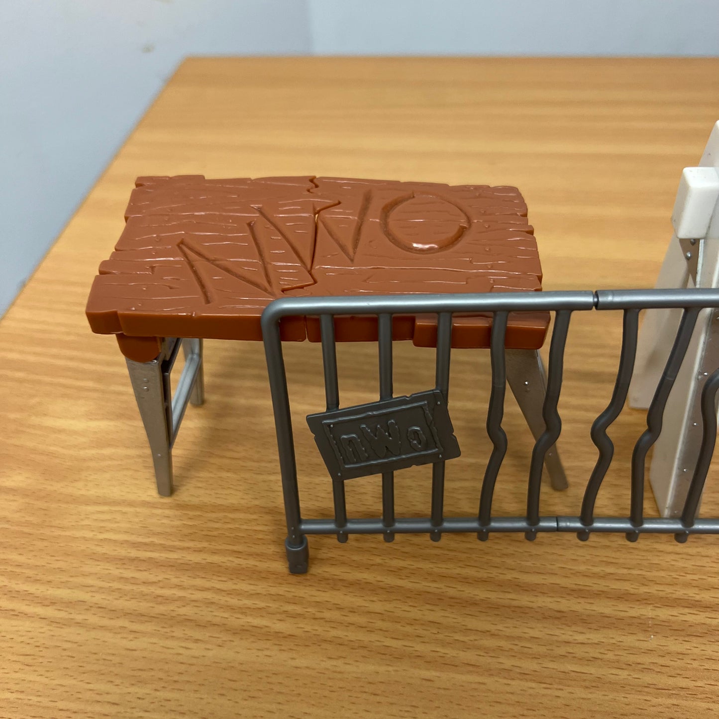 NWO Table, Guard, Barricade WCW - WWE Accessories Toybiz Loose Action Figure
