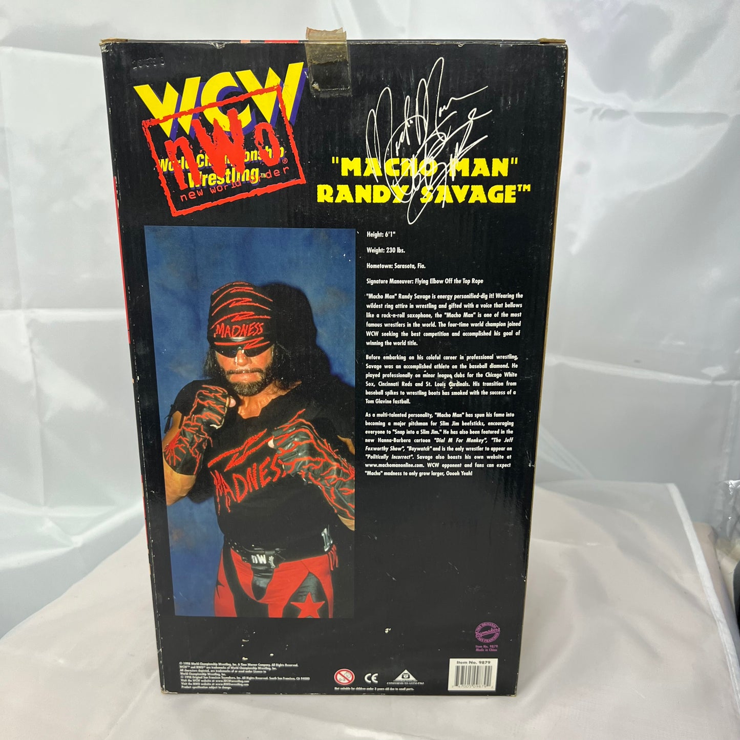 Macho Man Randy Savage - WCW Signature Series Action Figure WWE Sealed