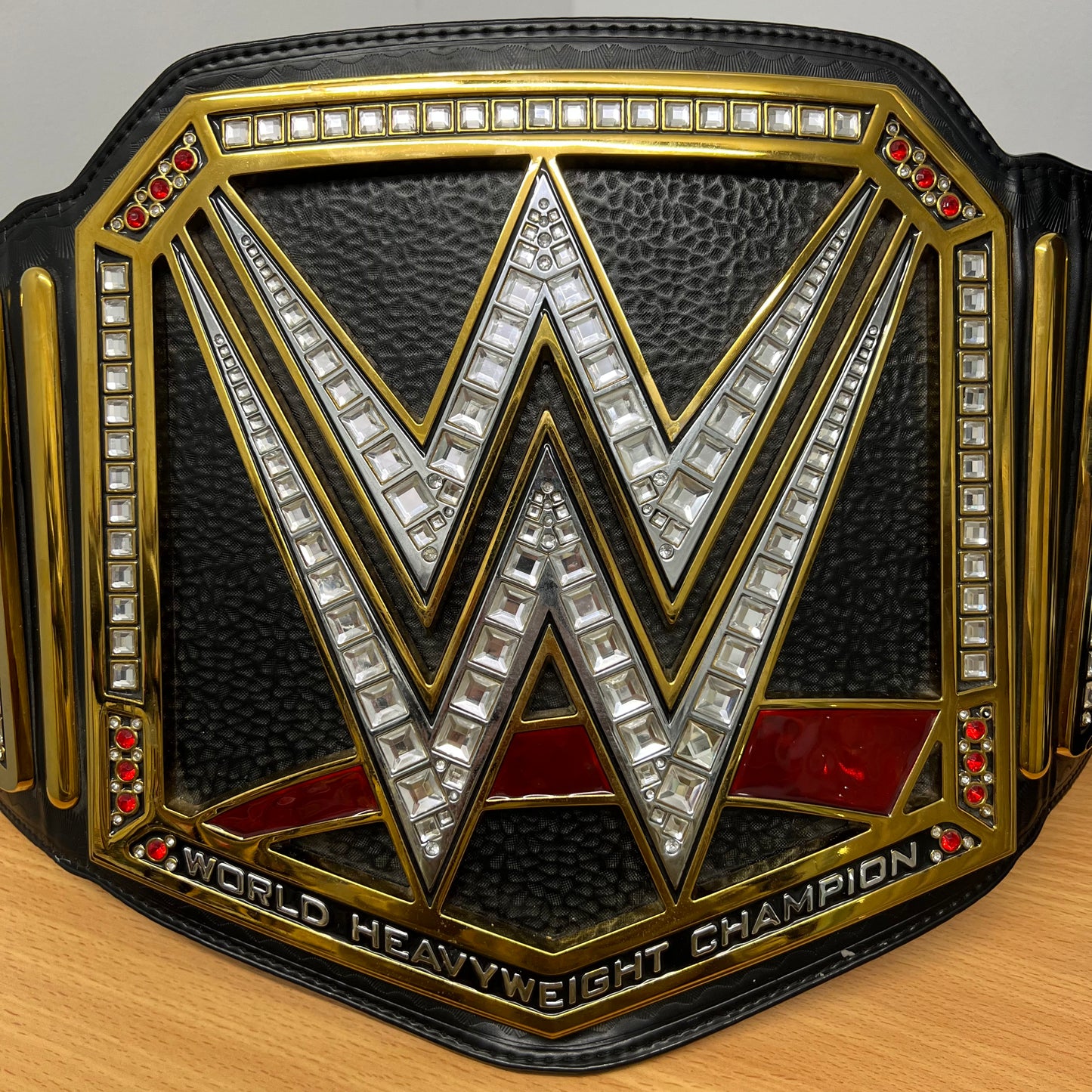 WWE 2014 World Heavyweight Championship Replica Title Belt Official Black