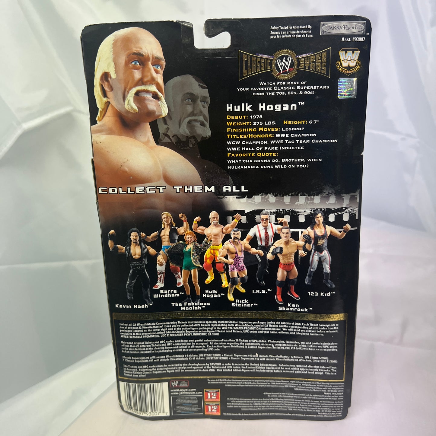 Hulk Hogan WWE Classic Superstars Action Figure Jakks Series 11
