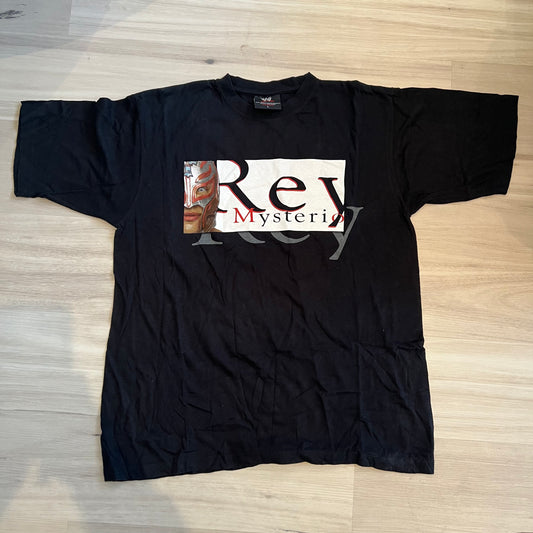 Rey Mysterio Shirt - WWE Size Large Retro Vintage