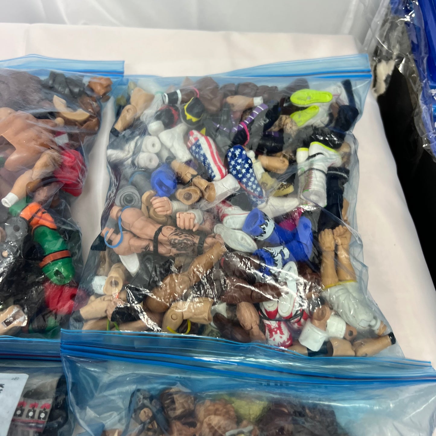 3KG + of Heads, Torsos, Legs WWE Action Figures for Customisers