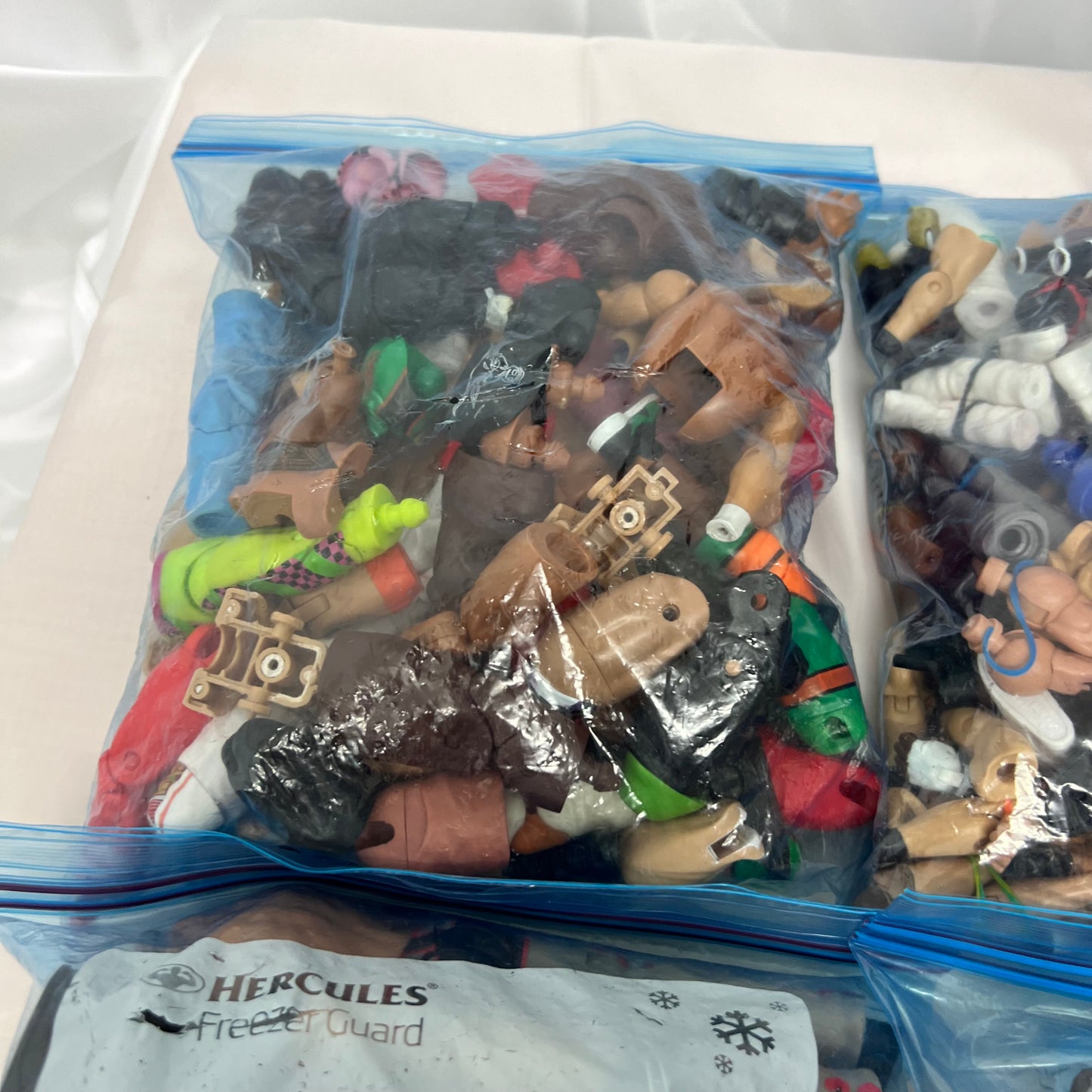3KG + of Heads, Torsos, Legs WWE Action Figures for Customisers