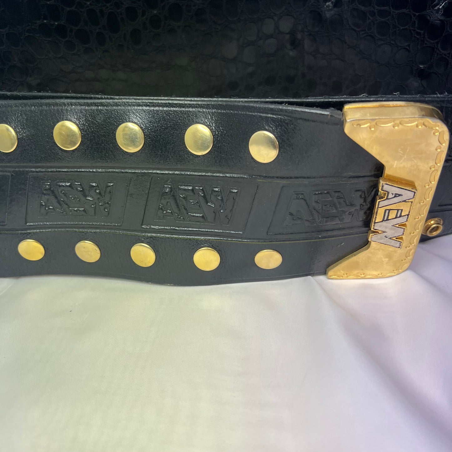 AEW World Heavyweight Championship Authentic Replica Title Belt by X Man Belts WWE