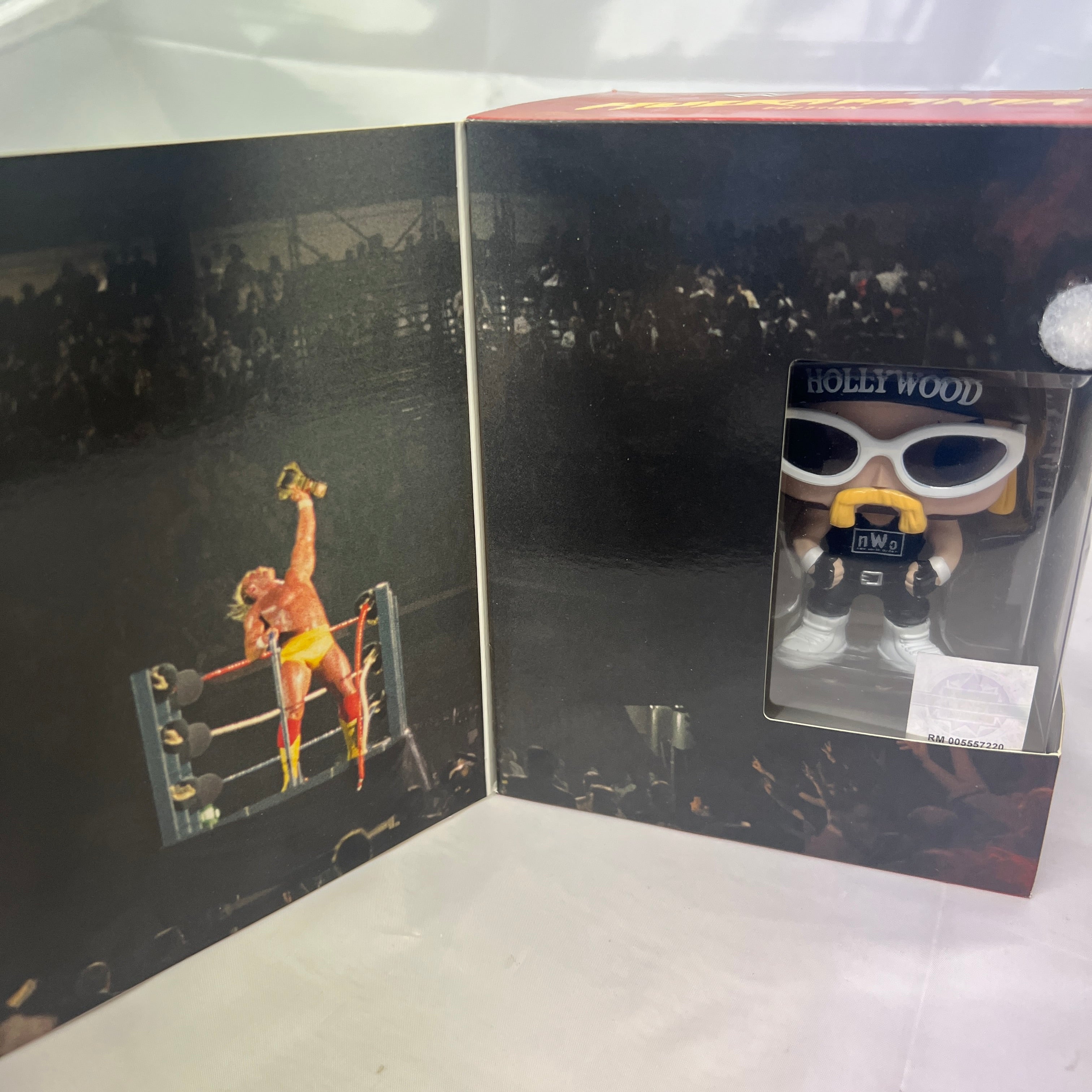 WWE 2K15 Hulkamania Edition Sony PlayStation 4 Signed by Hulk Hogan - AUS PAL