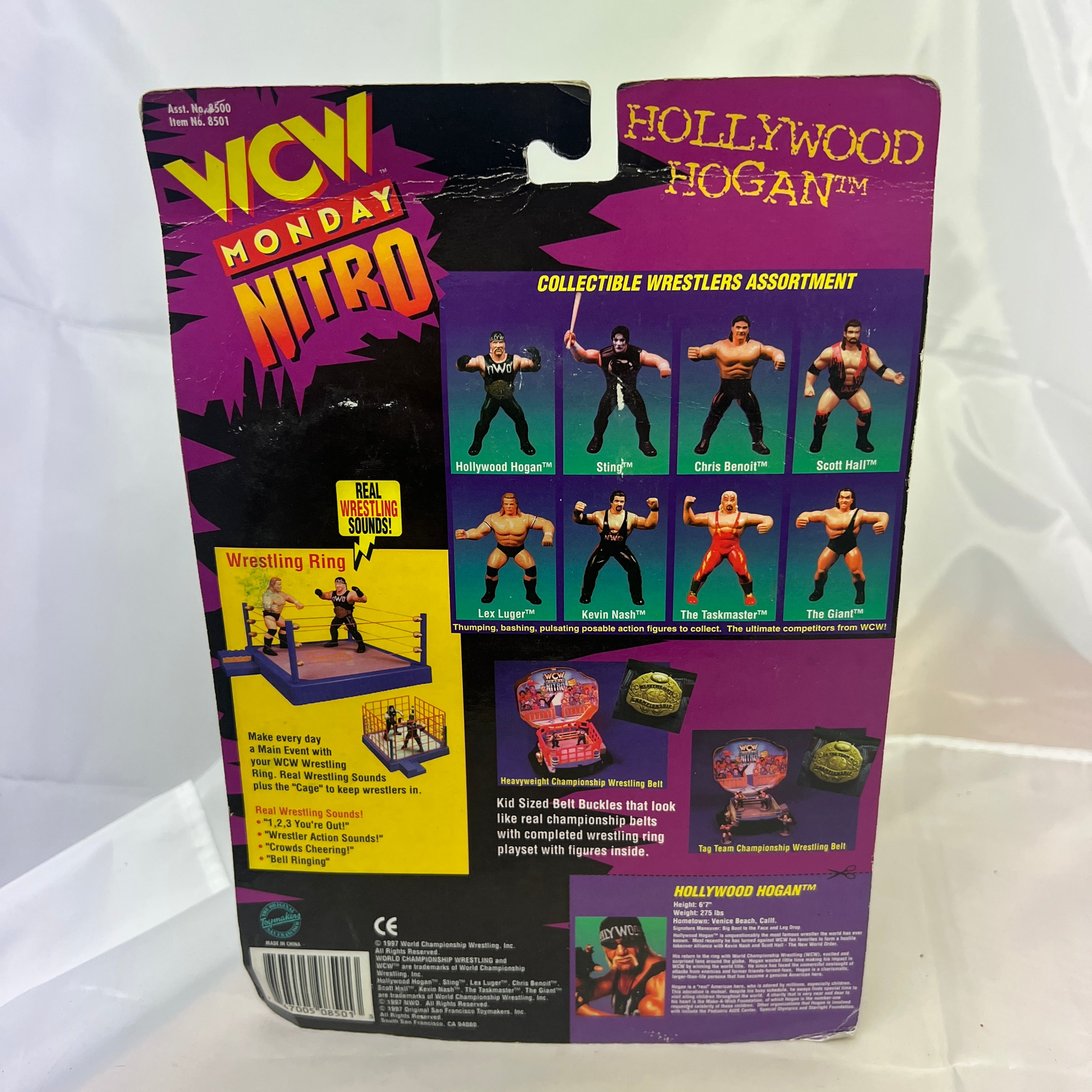 WCW Monday Night Nitro NWO Hollywood Hogan Action Figure WWE