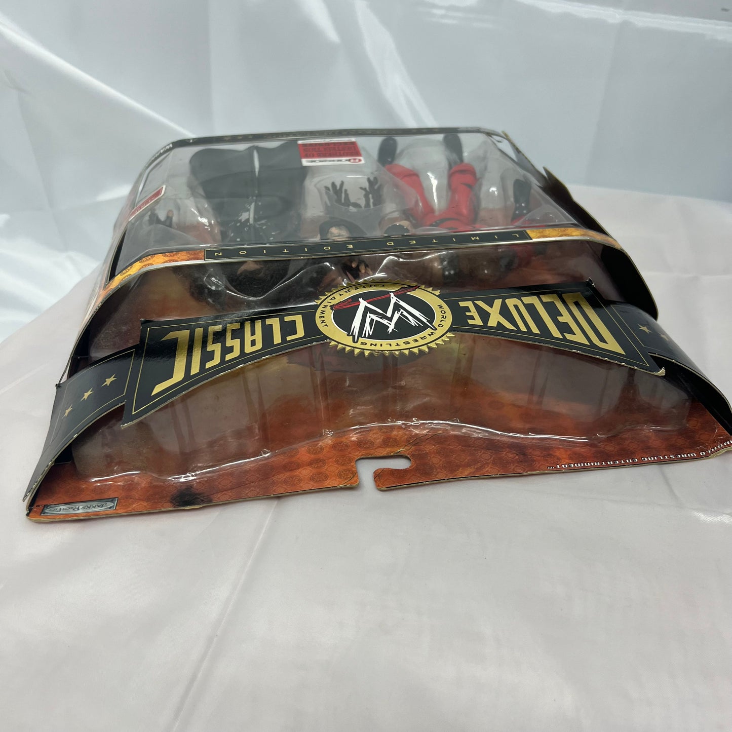 Undertaker and Kane - WWE Classic Superstars Deluxe Ringside Exclusive Action Figures