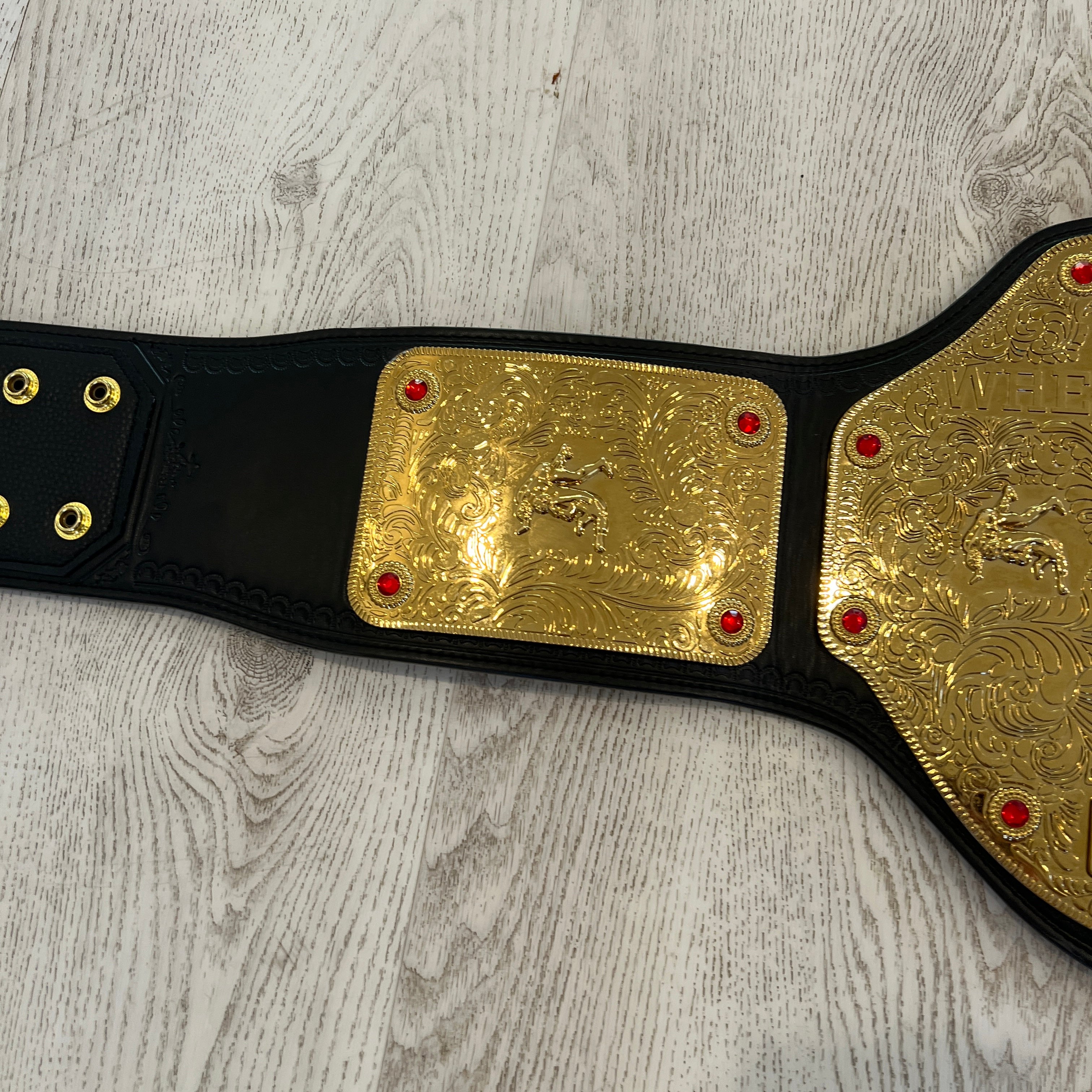 WWE World Heavyweight 2002 Retro Championship Commerative Title Belt WWE Authentic