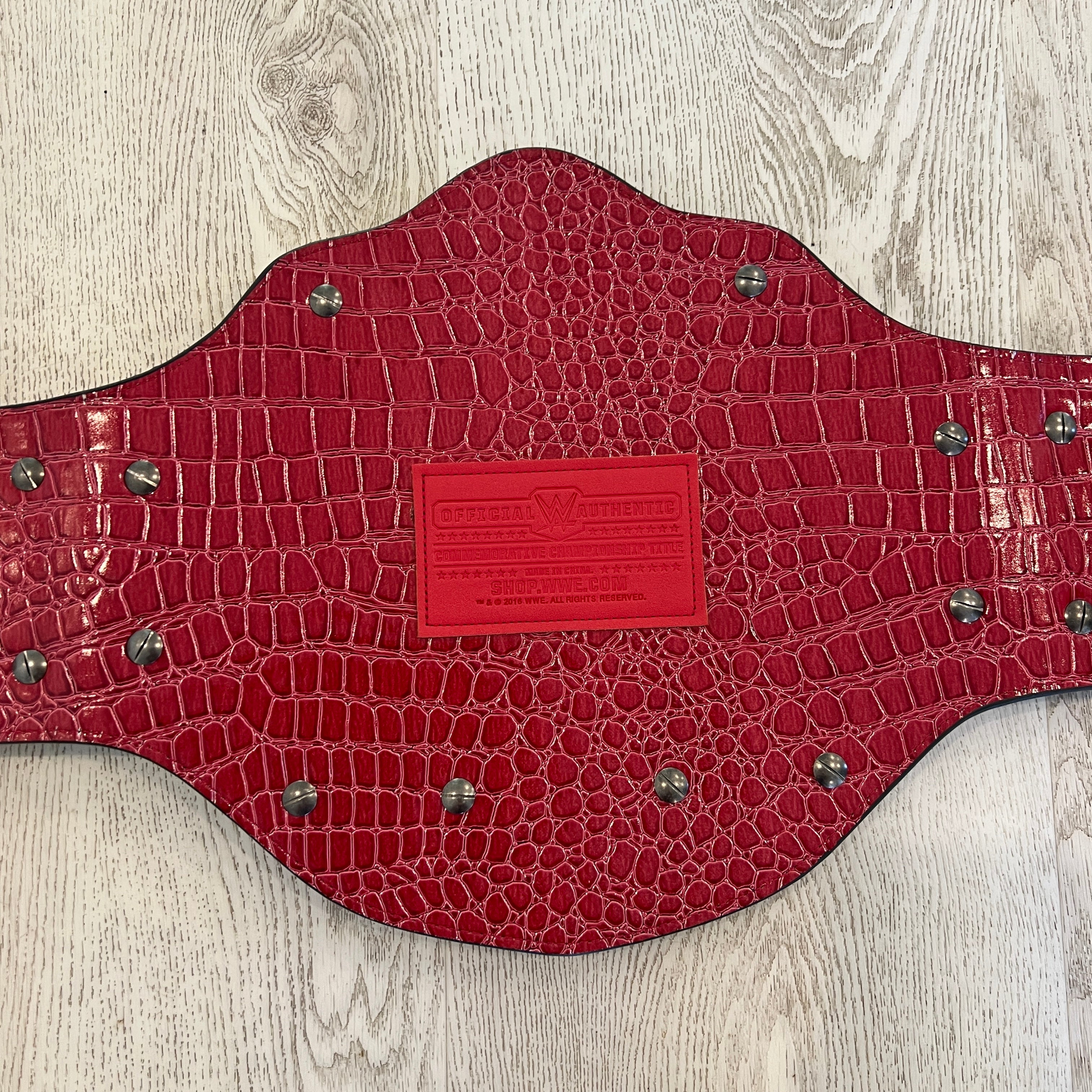 WWE World Heavyweight 2002 Retro Championship Commerative Title Belt WWE Authentic