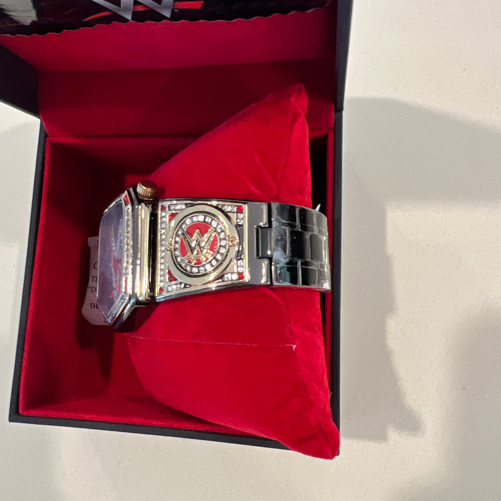 Rare 2016 WWE World Heavyweight Champion Watch COA Included