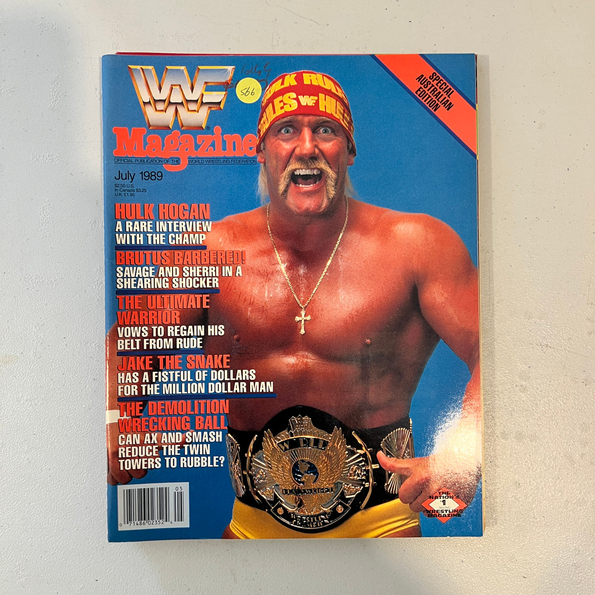 Hulk Hogan WWF WWE Magazine 1990s Retro Wrestling Merchandise Collectable 2