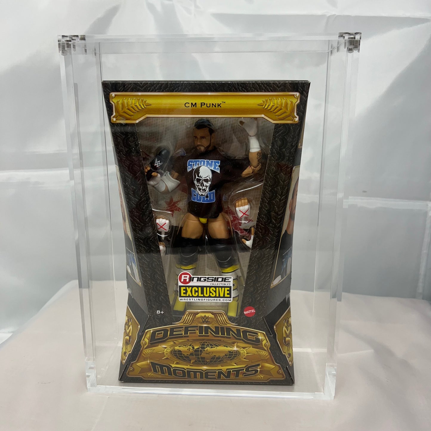 Acrylic Plastic WWE AEW Action Figures Defender Protector Magnetic Case