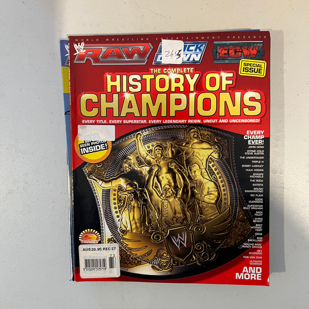 History of Champions WWE Magazine Wrestling Merchandise Collectable 6