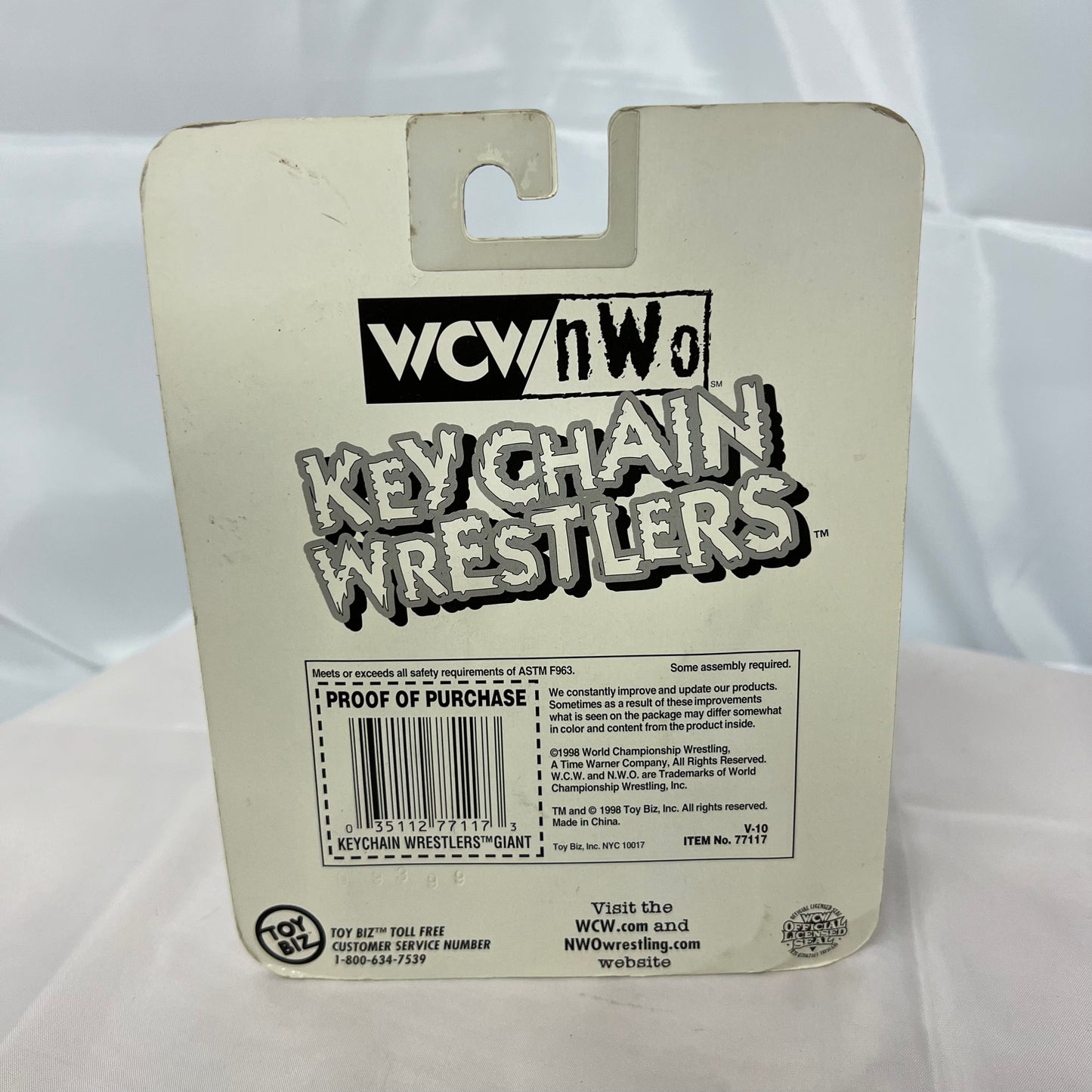 Giant - WCW Keychain Wrestlers Action Figure WWE