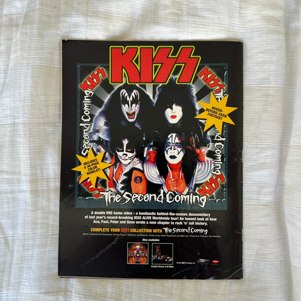 Undertaker - WWE WWF Magazine Retro Collectable Merchandise