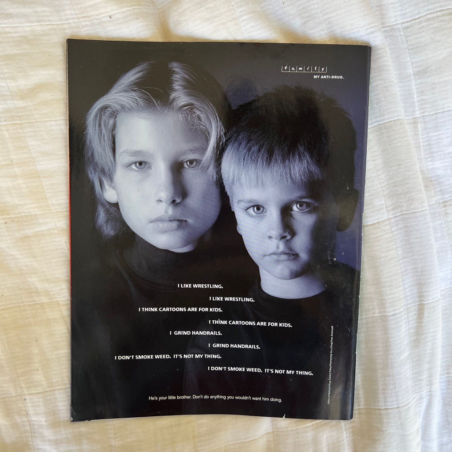 Lita Matt Hardy - WWE WWF Magazine Retro Collectable Merchandise