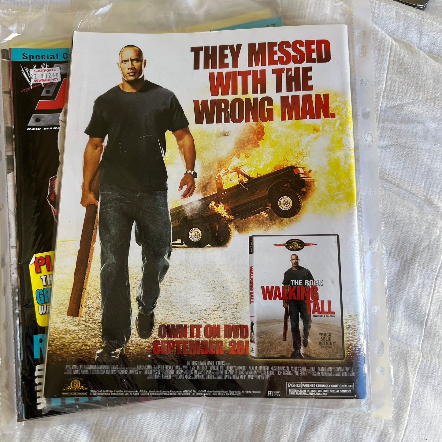 Big Show - WWE WWF Magazine Retro Collectable Merchandise