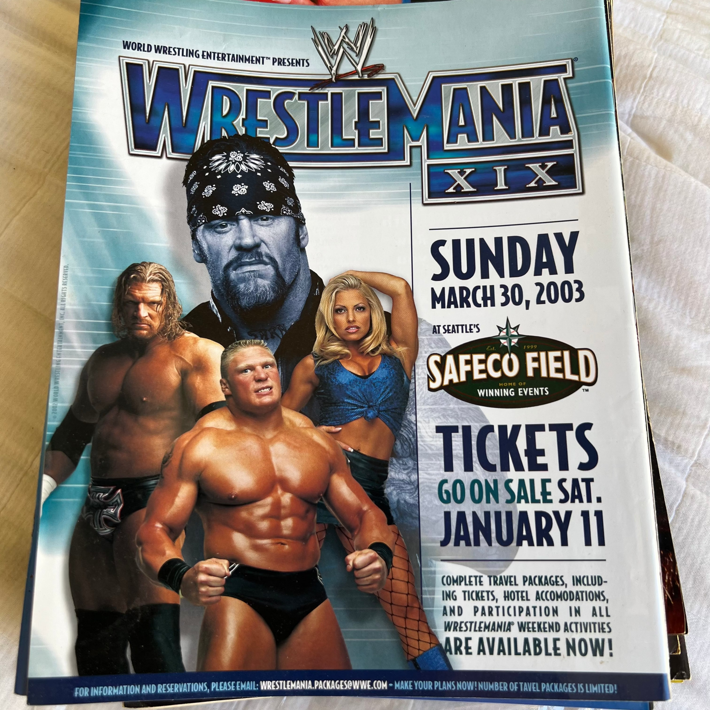 Big Show - WWE WWF Magazine Retro Collectable Merchandise