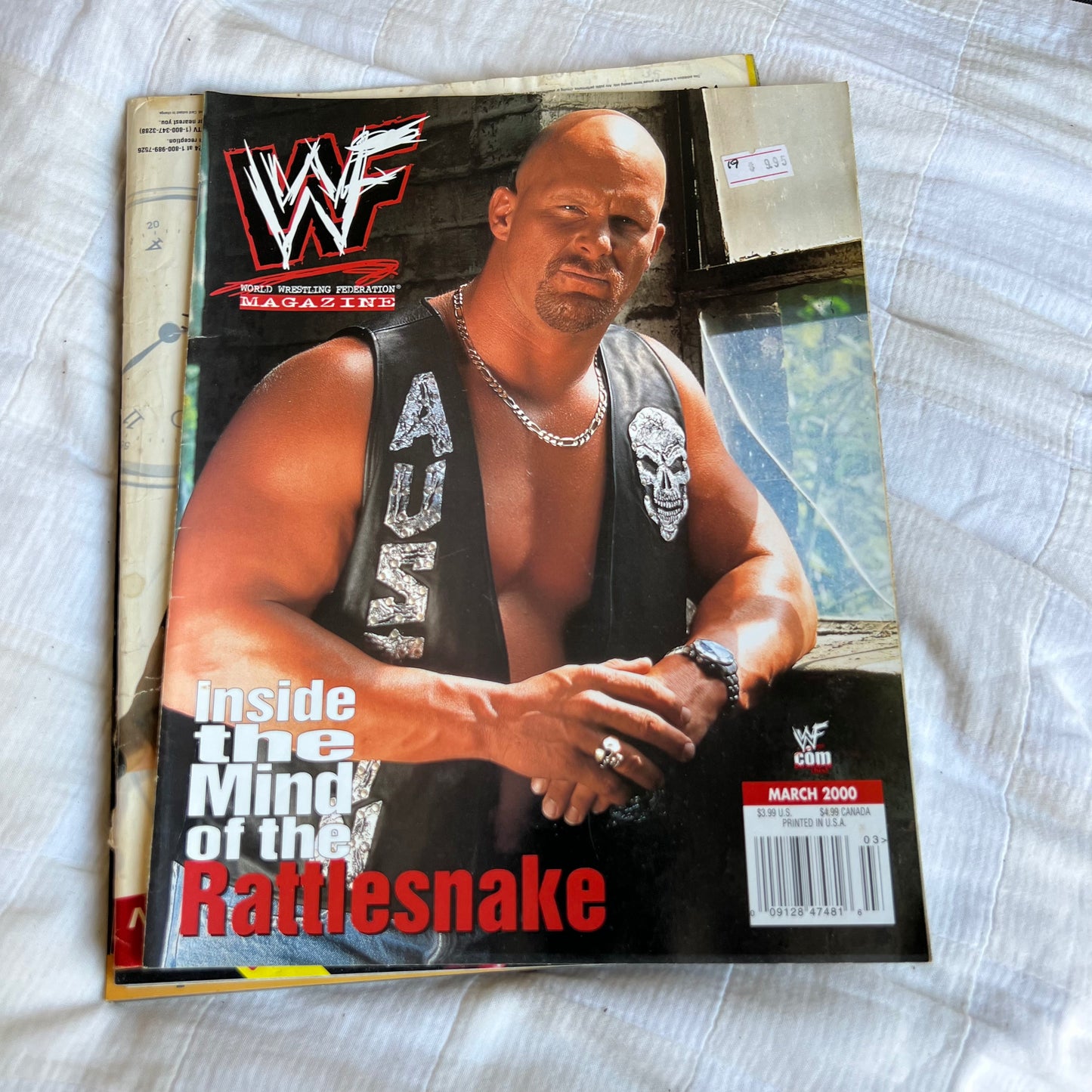 Rattlesnake Stone Cold - WWE WWF Magazine Retro Collectable Merchandise