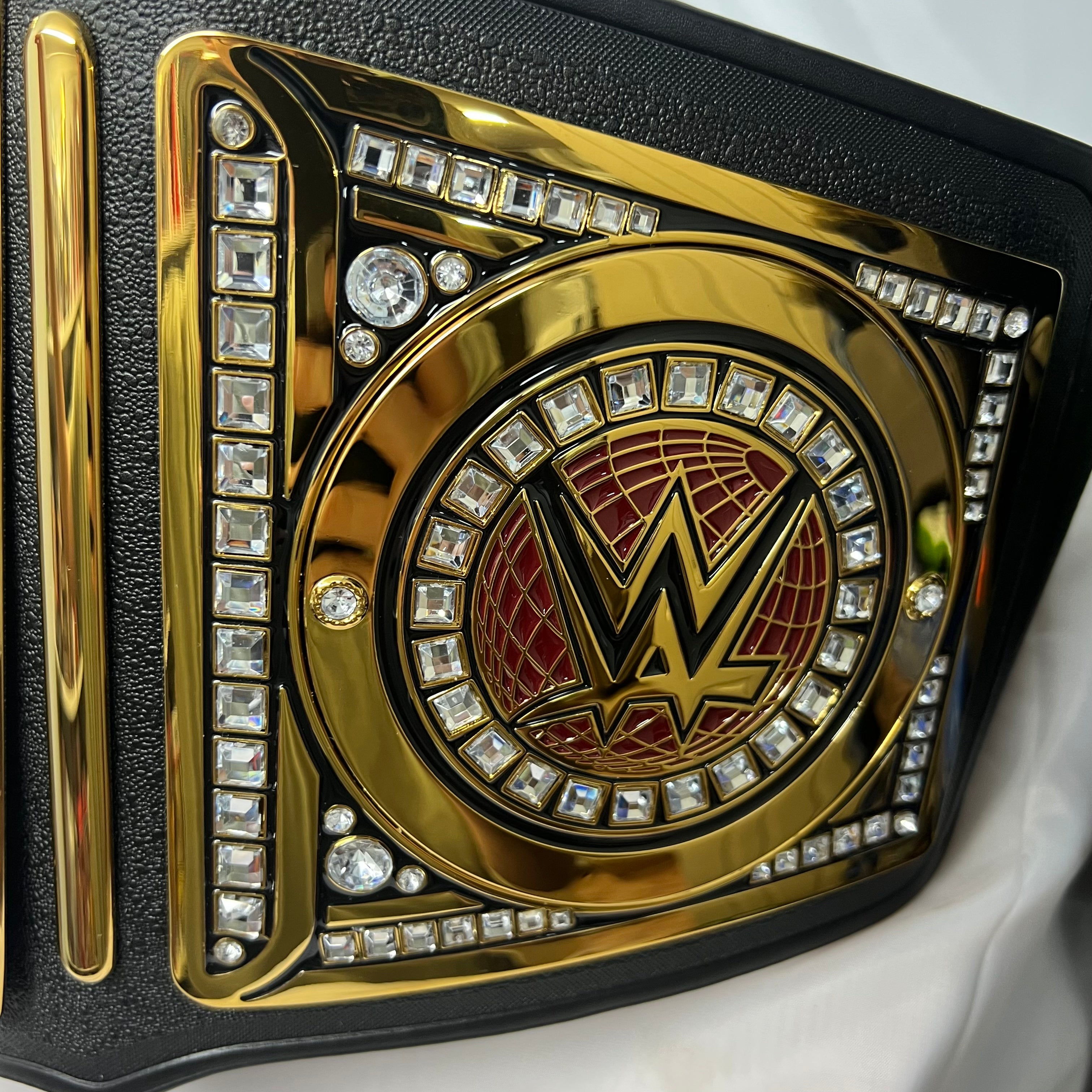 Undisputed WWE Universal Championship Official Licensed Replica Title Belt 2026