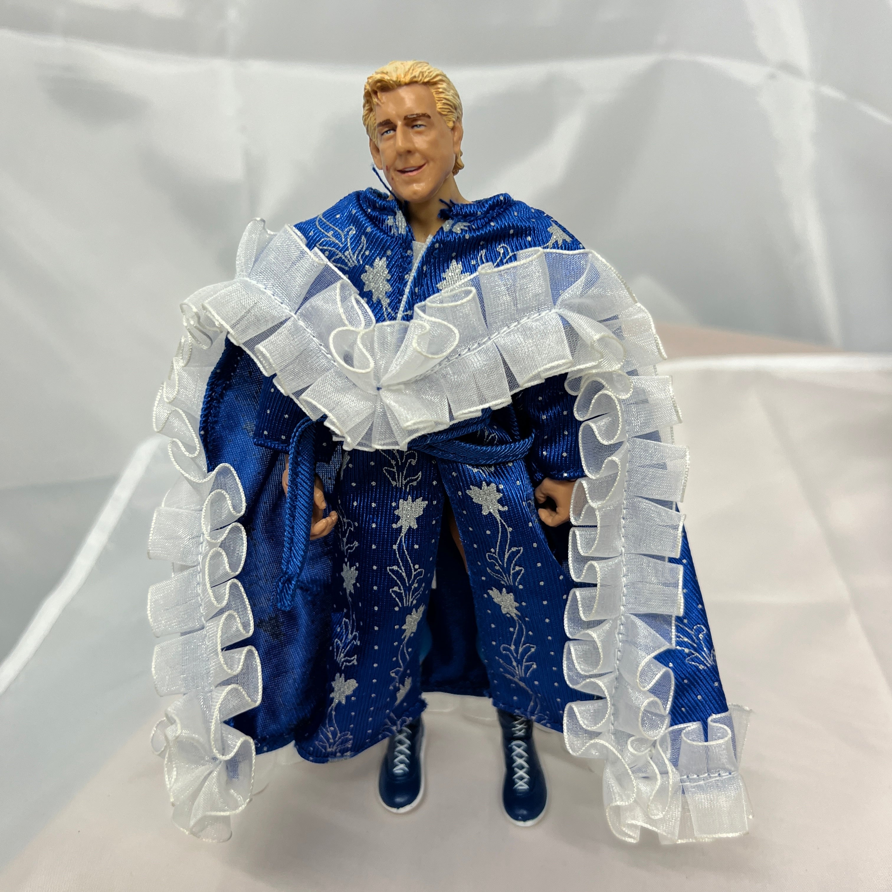Ric Flair Jakks Deluxe Classic Superstars Retirement WWE Out Of Box Action Figure Mattel 8