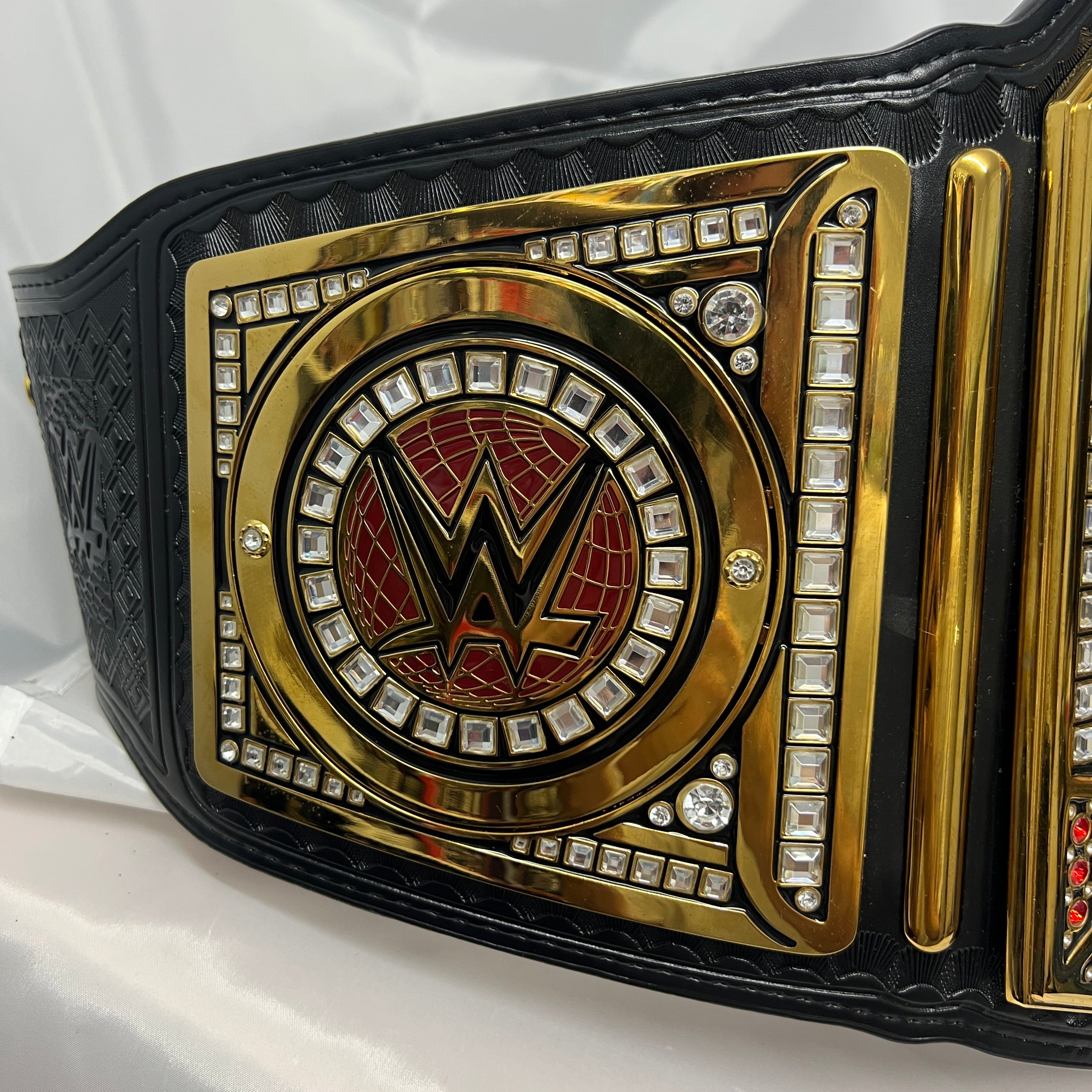 WWE World Heavyweight Championship WWE Replica Title Belt Authentic