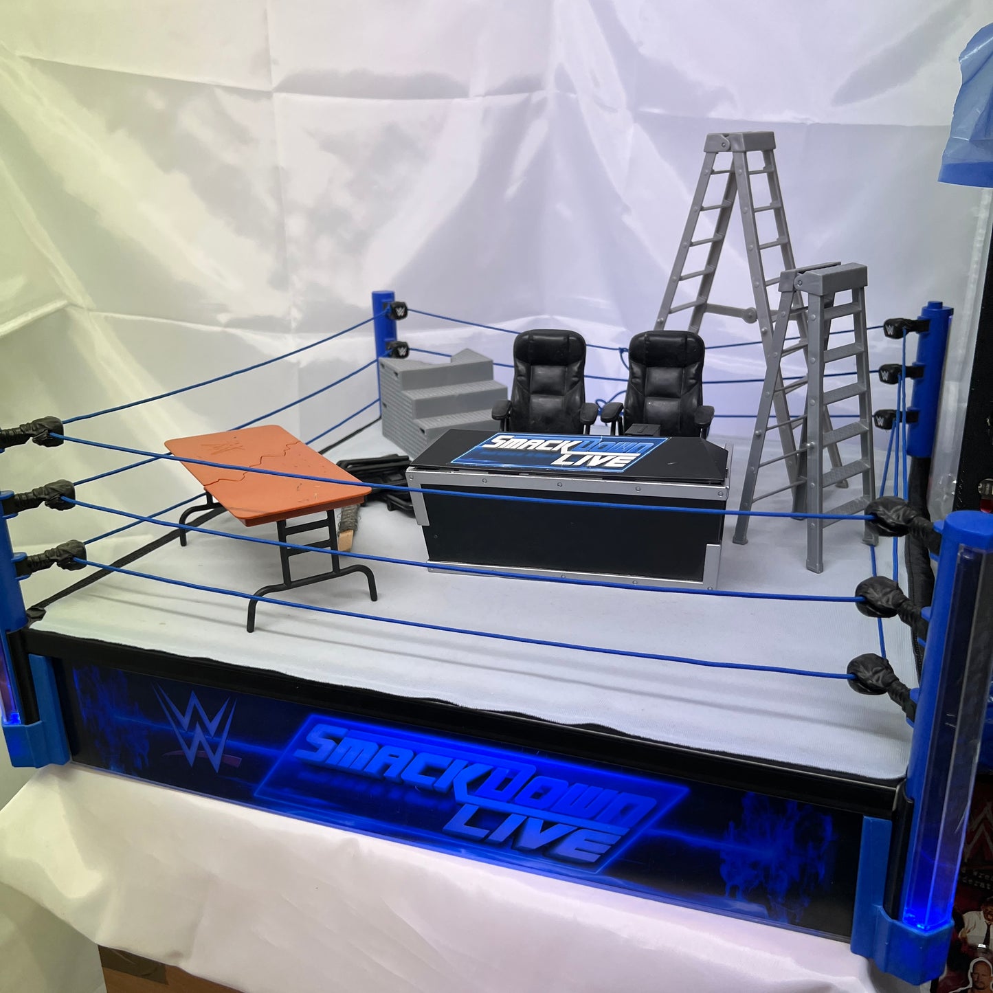 WWE SmackDown Live Main Event Led Light-up Wrestling Ring Huge Elite Scale