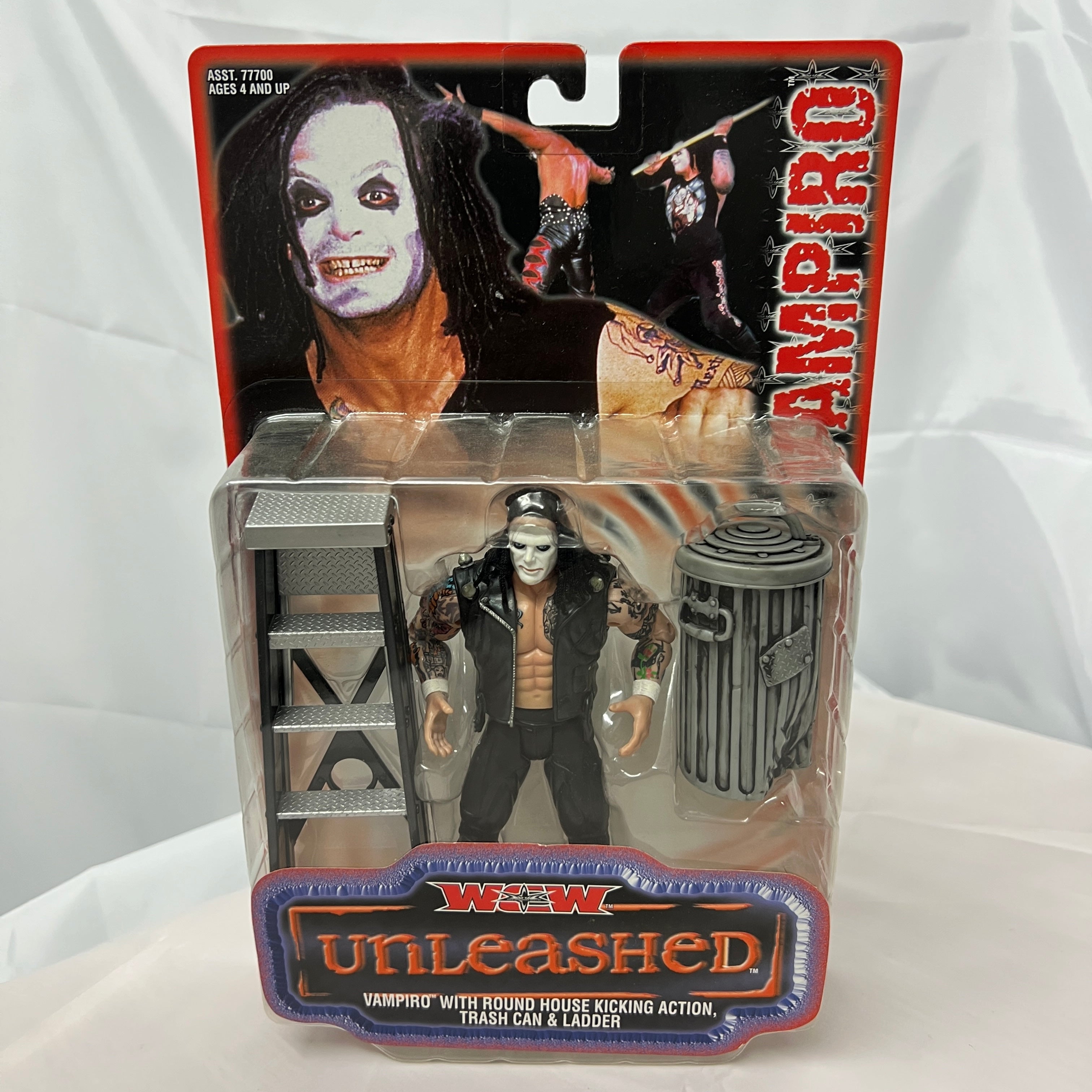 Vampiro WCW Unleashed Toybiz 2001 Action Figure Scale WWE