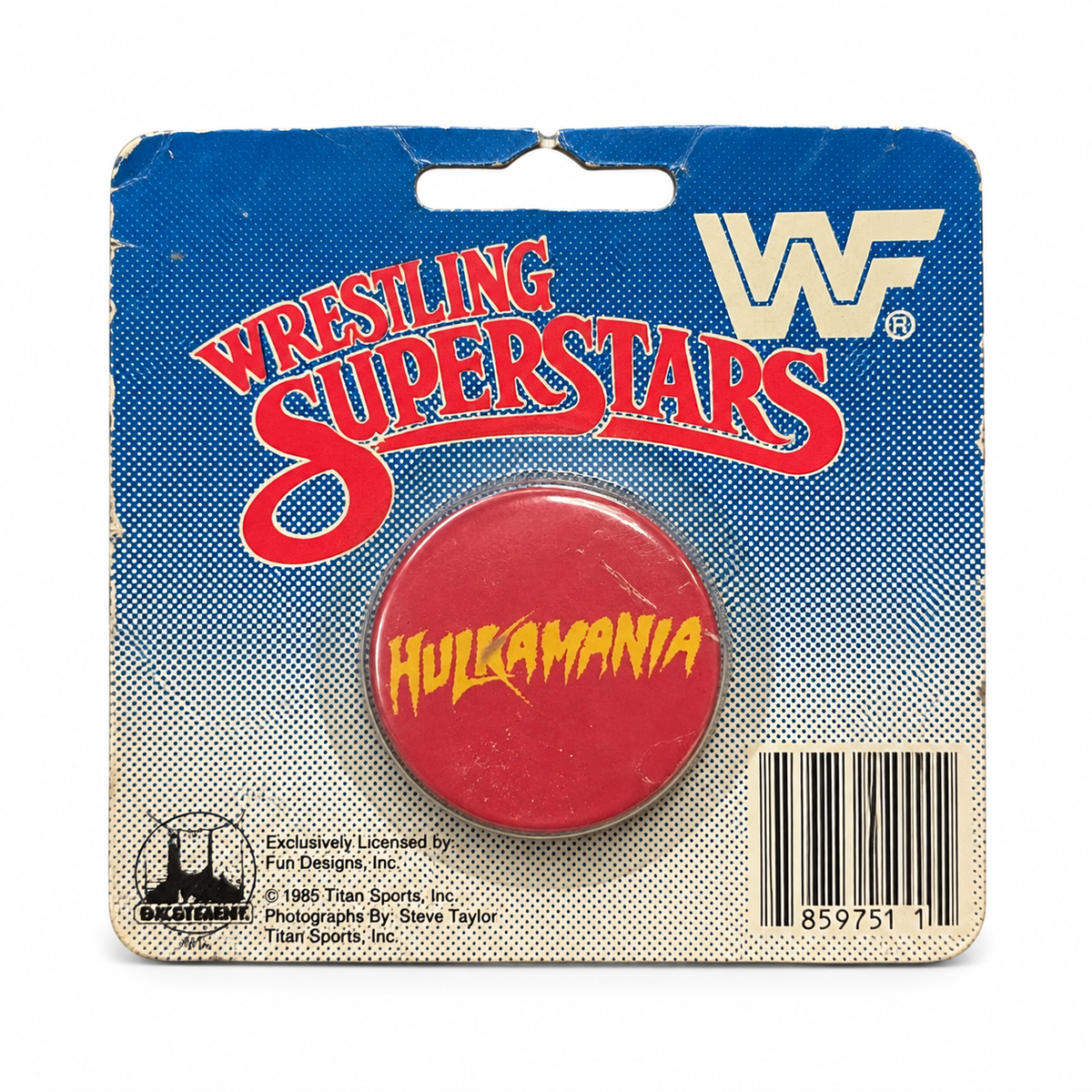 1985 WWF WWE Hulk Hogan Wrestling Superstars Pin Button WWE RARE Ljn Toys Figures